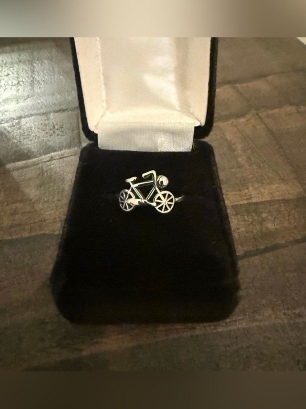925 Sterling Silver Bicycle Ring. Size 8. Stamped 925. New with tag.
